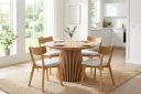 Peyra spisegruppe uttrekkbar rund 120–220 cm i eik med 4 Amelia spisestoler med pute   Eik/beige