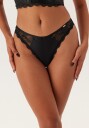 Dorina Hasina Thong