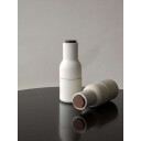 Audo Copenhagen Bottle Grinder krydderkvern keramikk 2-stk. Sand (valnøttlokk)
