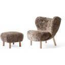 &tradition Petra + Puff Chair Saueskinn m/Eik