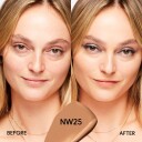 MAC Studio Fix Fluid Foundation SPF 15 30 ml NW25 - Matt, Heldekkende, Fuktighetsgivende
