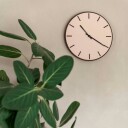Hemverk - Dark oak powder veggklokke 28 cm rosa linoleum m/svart viser
