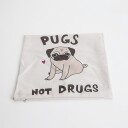 Putetrekk Med Pug Illustrasjon "Pugs Not Drugs" 43.5X43.5 cm