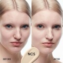MAC Cosmetics Studio Radiance Serum-Drevet Foundation 30 ml NC5
