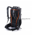 Rock Series 60+5L Svart Naturehike Tursekk