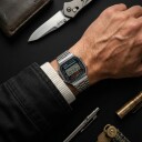Casio Vintage A168WA-1YES Sølv Digitalt Armbåndsur med Bakgrunnsbelysning
