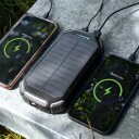 Trådløs Solcelledrevet Powerbank med 20.000 mAh Kapasitet