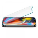 Spigen GLAS.tR Slim HD Skjermbeskytter for iPhone 13/13 Pro/14