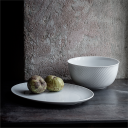 Lyngby Porcelæn Rhombe serveringskål Ø 22 cm hvit