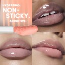 MAC Lipglass Air Non Sticky Gloss Behaved 5ml