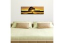 Lerretsbilde med LED belysning 30x90 cm Silhuett av et tre mot en gyllen solnedgang Gull / Svart / Grønn
