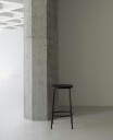 Normann Copenhagen Circa Barstool 65 cm Black Steel Barstol Black Oak