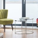 Rundt sidebord i sølv