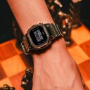 Casio Herreklokke GM 5600YM 8ER G Shock LCD/Resinplast Ø42.8 mm