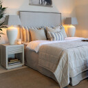 Artwood HAYDEN nattbord i eikefiner Ivory mist