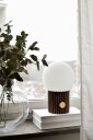 Globen Lighting Hubble 15 Bordlampe Valnøtt 1644831-01-0 1644824-02-0