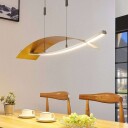 Lucande LED-hengelampe Marija, panel vannrett, gull