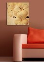 Lerretsbilde 45x45 cm Hvit orkidé med myke kronblader Hvit / Beige / Brun