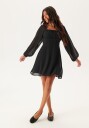 Bubbleroom Square Neck L/S Georgette Dress Black 38