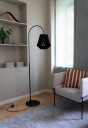 Pilke Signature 28 Gulvlampe Sort