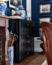 Rhode Island skap modern black