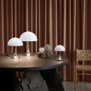 Louis Poulsen Panthella 160 Portable Bordlampe IP44 Opal/Grey