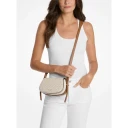 Michael Kors Dame Vesker Beige ONE SIZE,