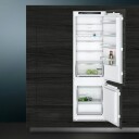 Siemens iQ300 KI87VVFE1 Integrert Kombiskap med HyperFresh og LowFrost 200L Kjøleskap 70L Fryser