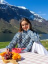 Dale Garn 489 11C Carly Genser
