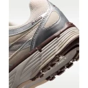 Nike Dame Sport Beige 38 EU,