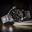 U-BOAT Classic-42-Tungsteno-Black U8893 - Herre - 42 mm - Analog - Automatisk - Safirglass