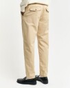Gant Regular fit tapered bomullschinos OAK BEIGE 3332