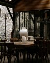 DCWédtions Grande B Bordlampe Gips/ Aluminium