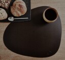Lind Dna Curve spisebrikke Bull brun 37x44 cm