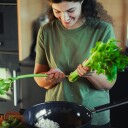 Fiskars Wok Hard Face 28cm/4,5 L keramikk 1075523