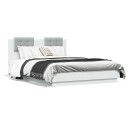  Sengeramme med hodegavl hvit 135x190 cm konstruert tre 8721012276895