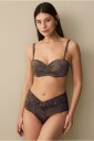 Ellos Collection Selma Bikinitruse med høy benutskjæring Svart