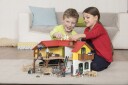 schleich  Bondegård med stall og dyr 42407
