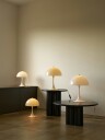 Louis Poulsen Panthella 320 V2  bordlampe   Opal hvit