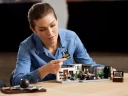 LEGO Ikoner 10291 Queer Eye - leiligheten til Fab 5