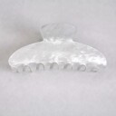 By Lyko Hair Claw Acrylic Cloud
