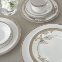 Wedgwood Lace Gold fat ovalt 35 cm