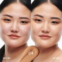 MAC Studio Radiance Serum Foundation C4 30ml - Fuktighetsgivende og Dermatologisk Testet