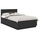  Sengestamme med hodegjerde Svart 135 x 190 cm Konstruert tre