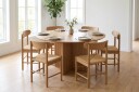 Edda spisegruppe rund 130 cm eik med 6 Malte spisestoler  