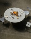 Sintra Spisebord Ø135 cm, White Marble / Cork