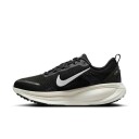 Nike Vomero 18 Dame Black/Coconut Milk/Light Iron Ore 40.5