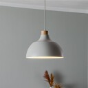 Envostar pendellampe Kaitt detaljer i tre Ø 34 cm beige
