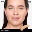 BareMinerals BarePRO 24H Skin-Perfecting Pressed Powd Fair 17 Neutral