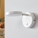 Lindby Milow hvit LED-vegglampe med bryter